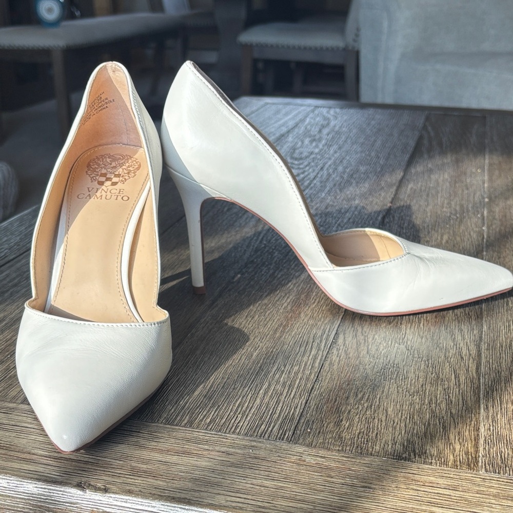 Vince Camuto Women's “Airmosah” White Leather Pumps